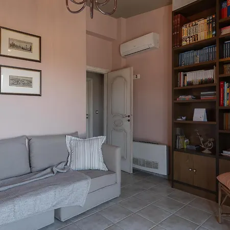 Amara Haven Tatil Evi Aigio