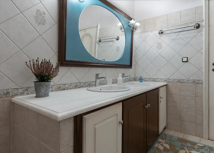 Amara Haven Casa de Férias Égio